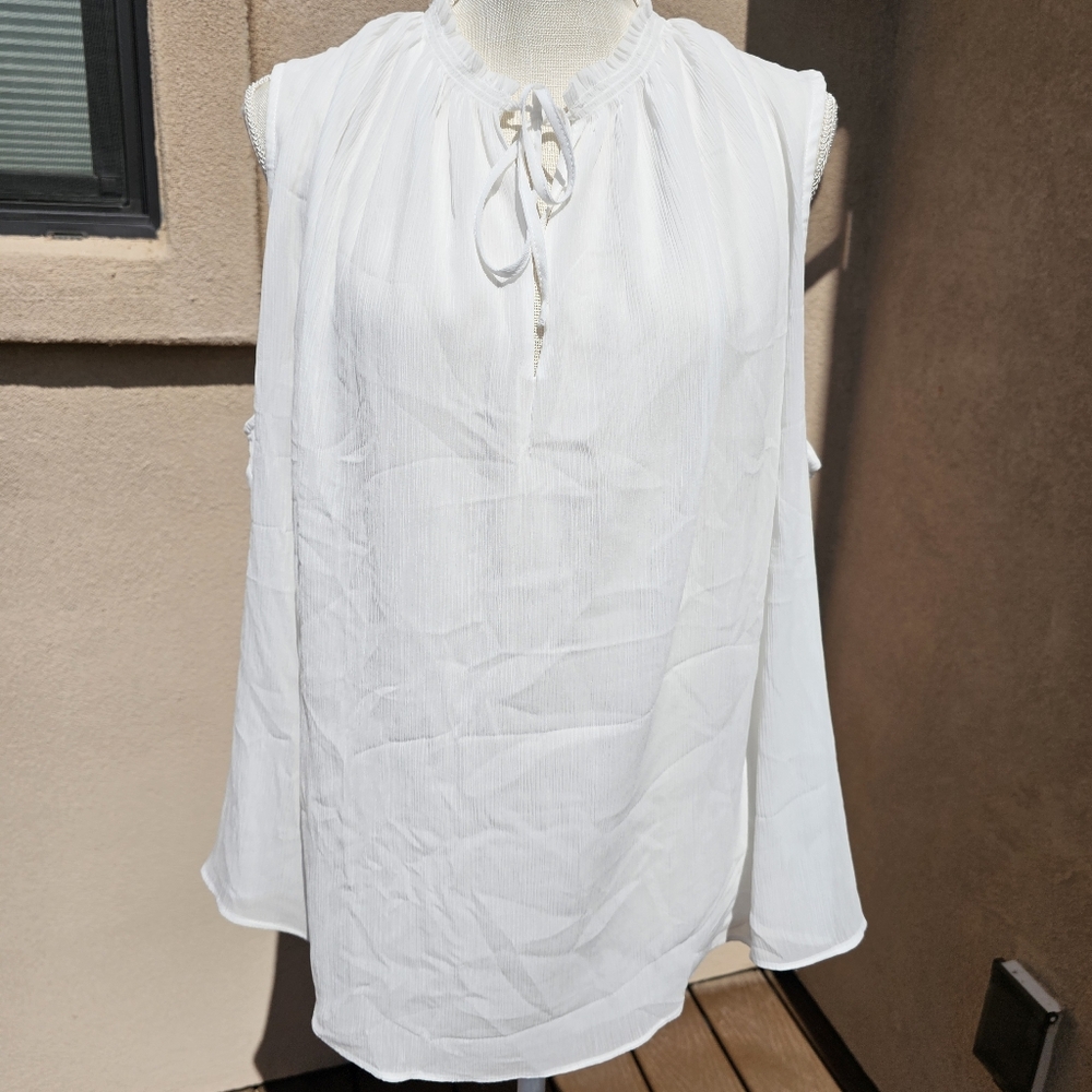 White H&M top